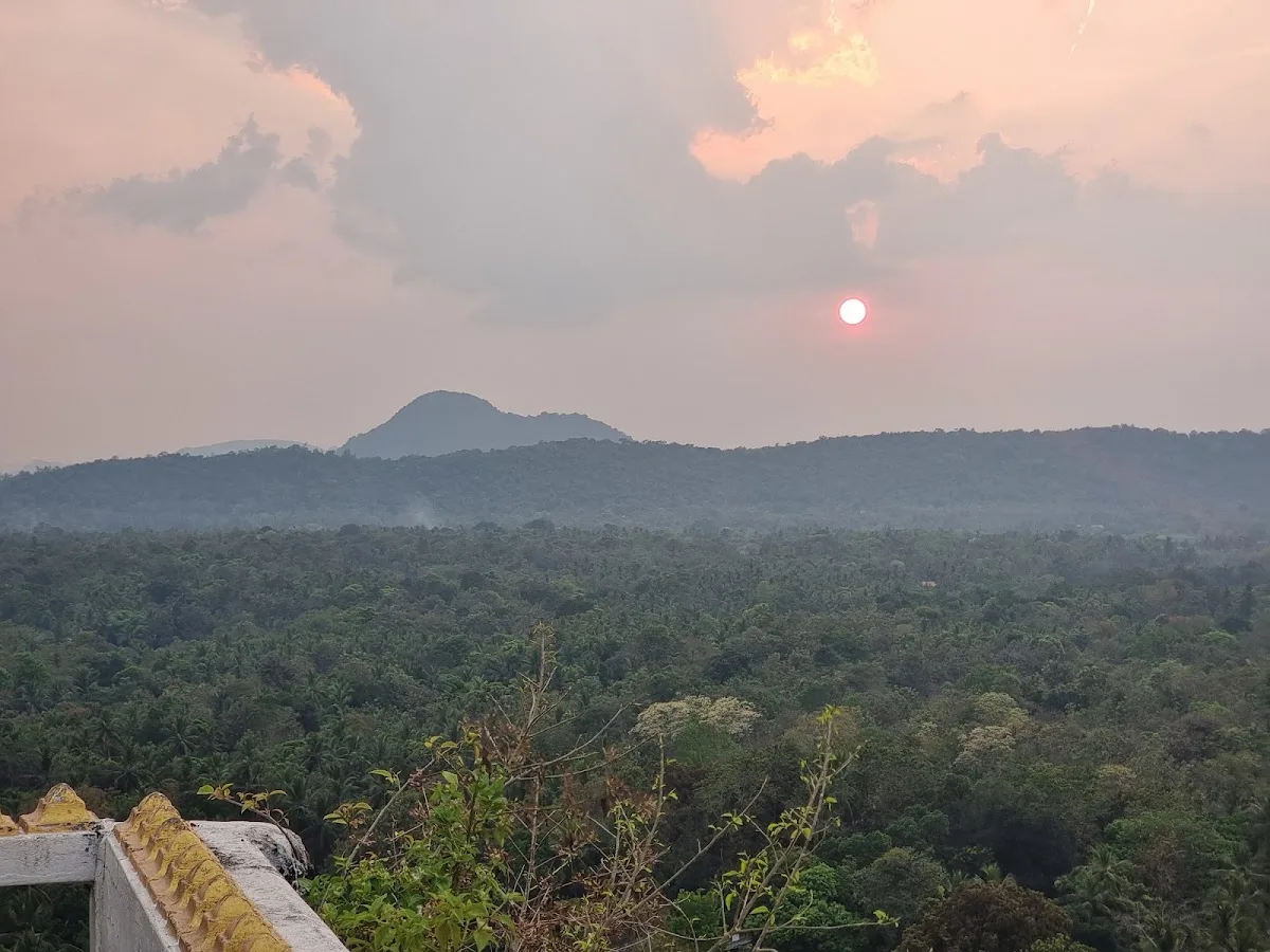 Morgenmeditation in Enderagala