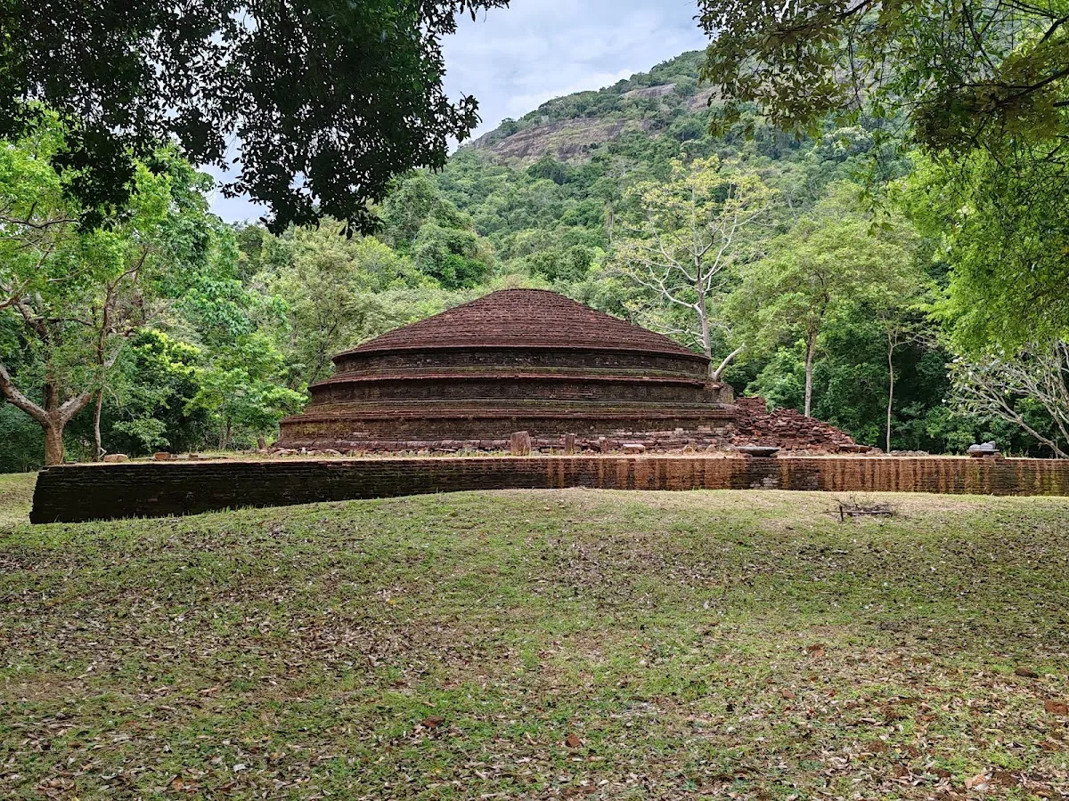 Archäologischer Wald Kaludiya Pokuna