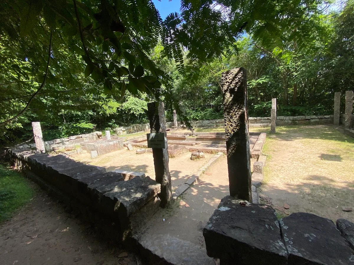 Klosterwanderung Ritigala